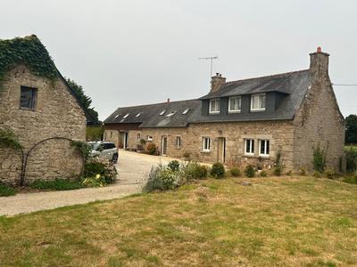 Maison - 170 m² - 6 pièces