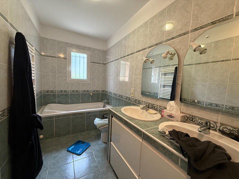 Maison - 160 m² - 6 pièces