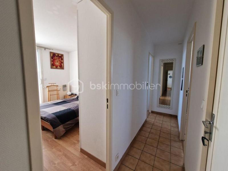 Appartement - 98 m² - 5 pièces
