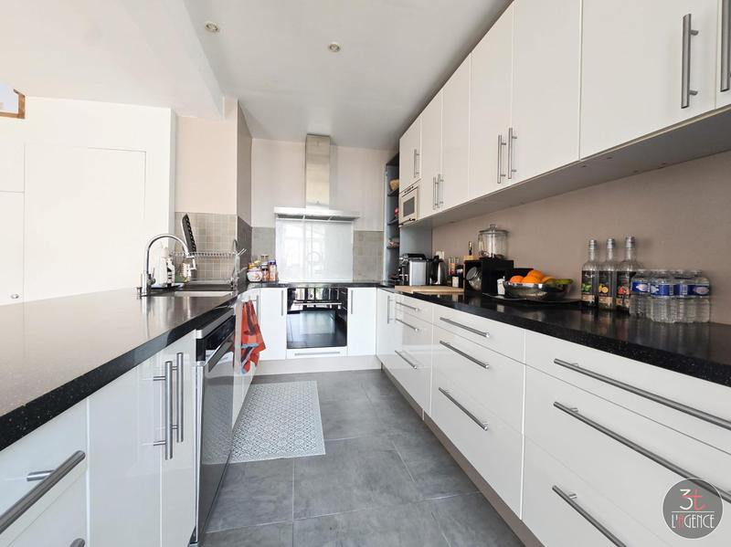 Maison - 150 m² - 7 pièces