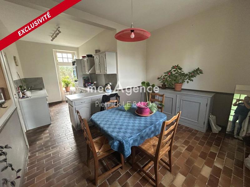 Maison - 135 m² - 6 pièces
