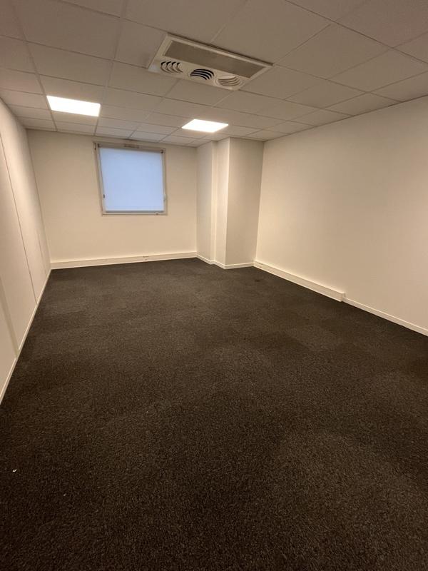 Bureau - 210 m²