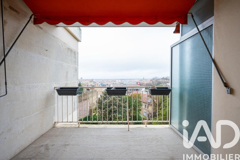Appartement - 96 m² - 5 pièces