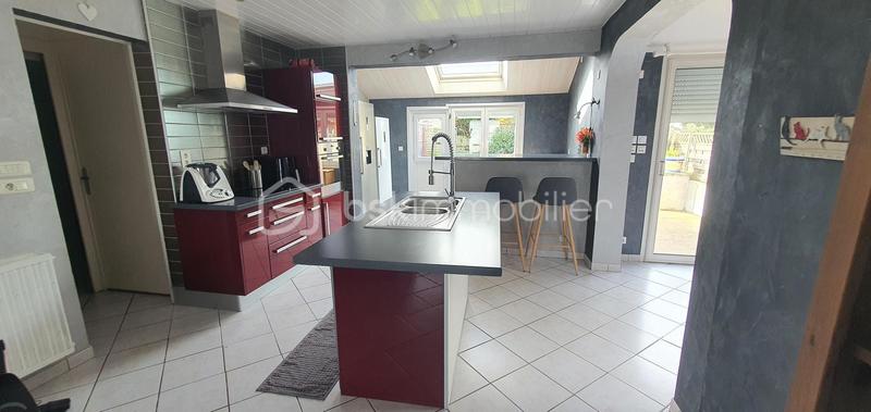 Maison - 145 m² - 6 pièces