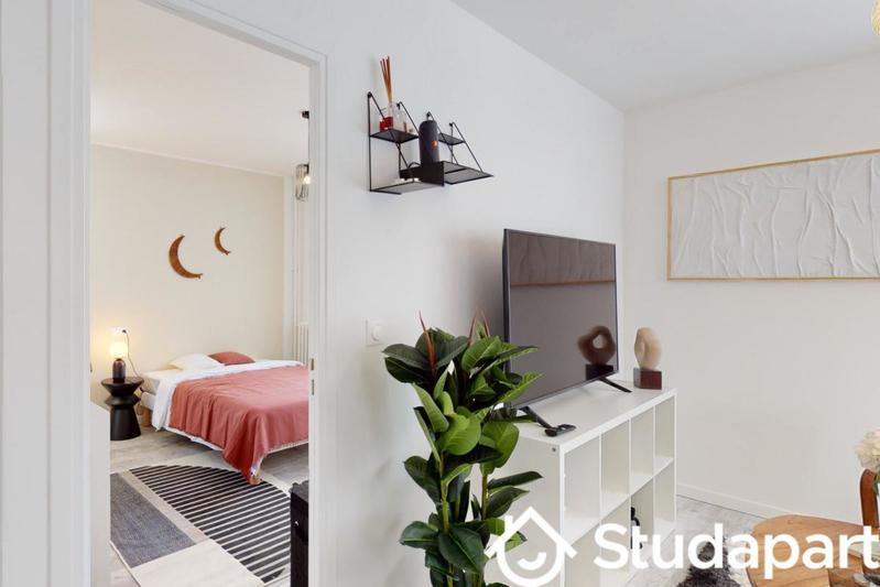 Chambre - 11 m² - 1 pièce