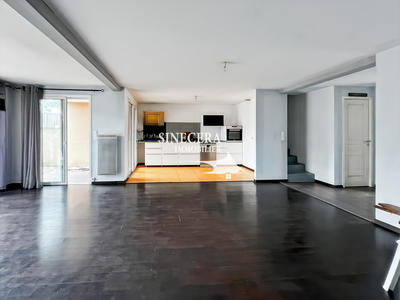 Maison traditionnelle - 118 m² - 5 pièces