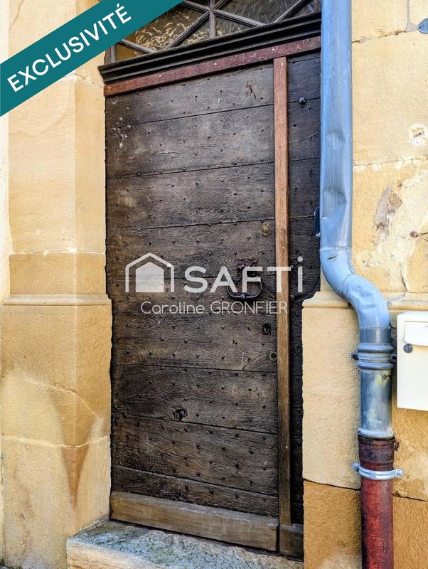 Maison - 246 m² - 7 pièces