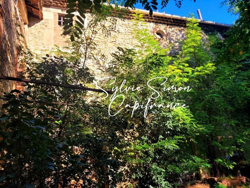 Propriété - 106 m² - 5 pièces