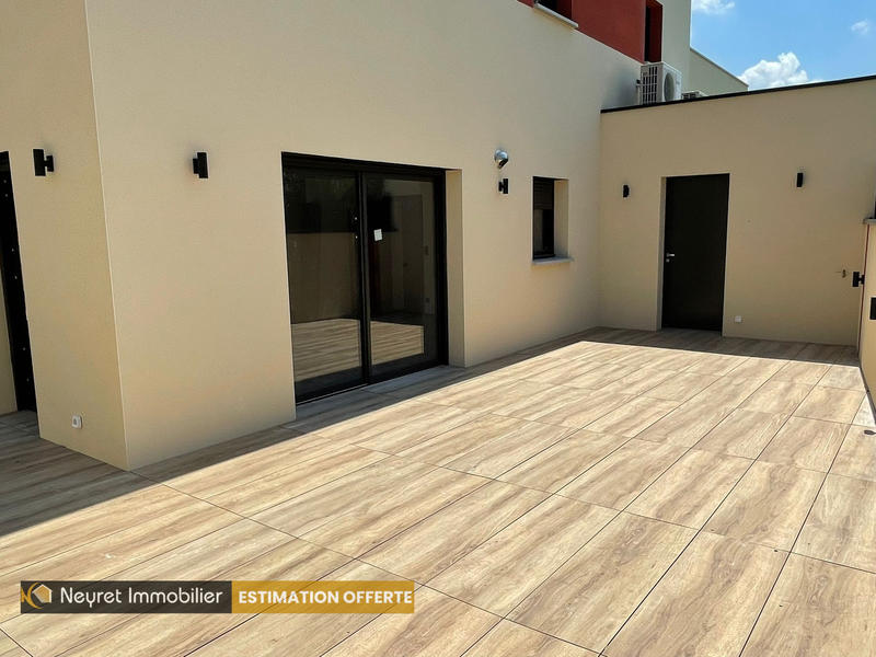 Maison - 122 m² - 5 pièces