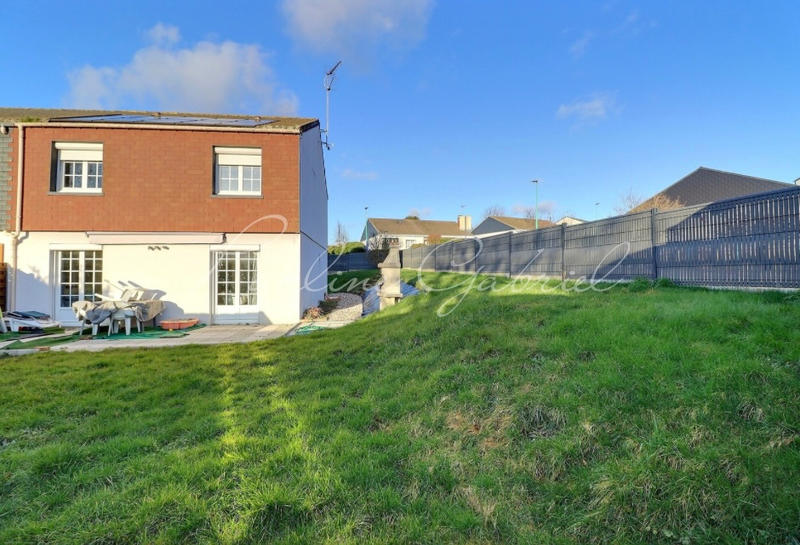 Maison - 108 m² - 6 pièces