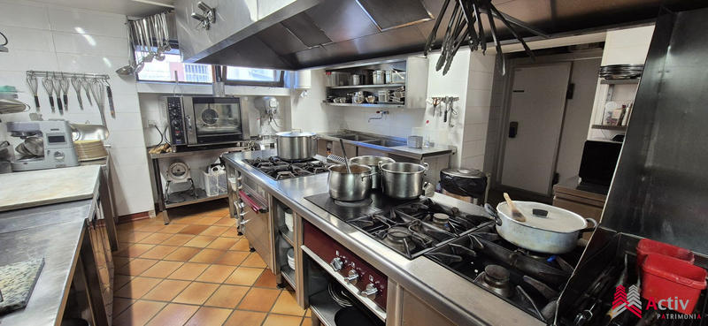 Fonds de commerce - Hôtellerie / Restauration - 390 m²
