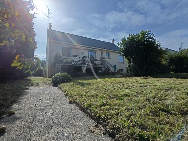 Maison - 98 m² - 6 pièces