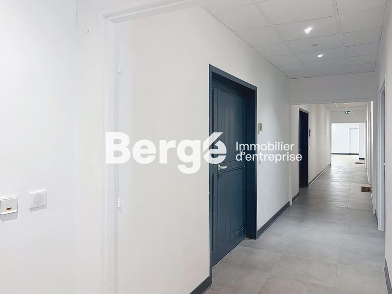 Local d'activités - 152 m²