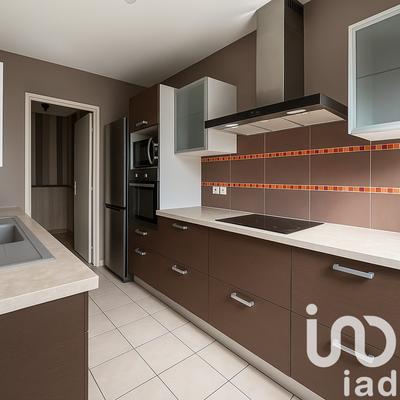 Appartement - 96 m² - 4 pièces