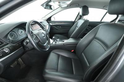 Bmw Série 5 530d Luxury Bva8 258 ch