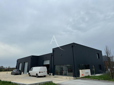 Local d'activité / Entrepôt - 90 m²