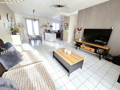 Maison - 65 m² - 3 pièces