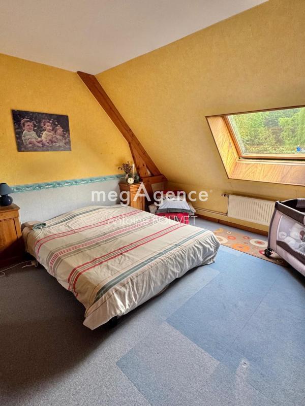 Maison - 180 m² - 8 pièces