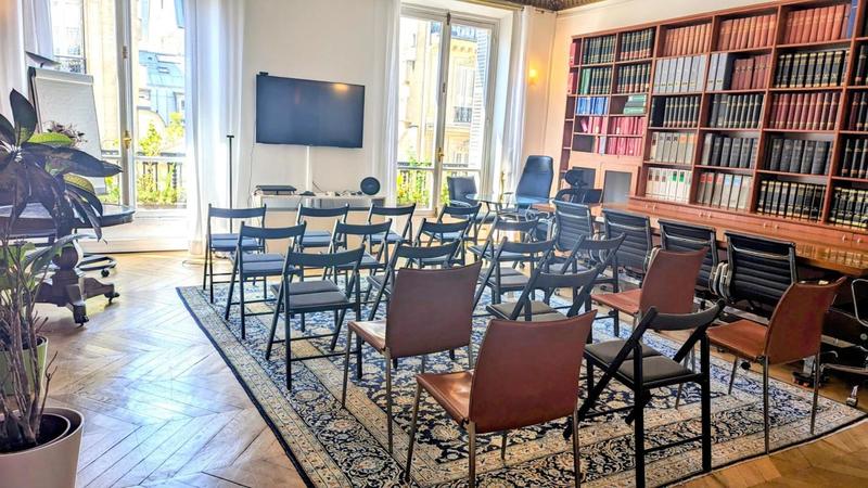 Bureau - 300 m² - 10 pièces