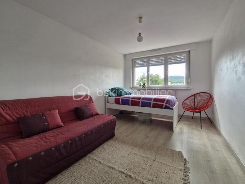 Appartement - 80 m² - 3 pièces