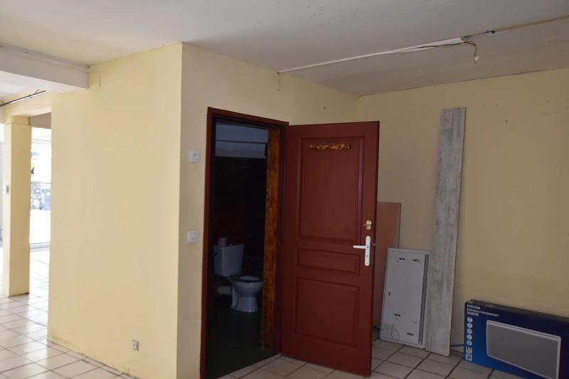 Magasins - 59 m² - 3 pièces