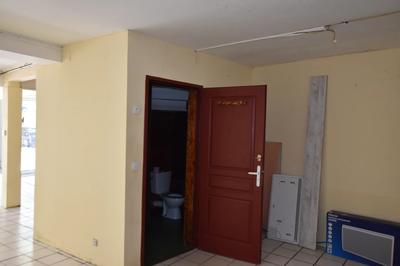 Magasins - 59 m² - 3 pièces