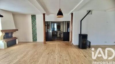 Maison - 196 m² - 6 pièces