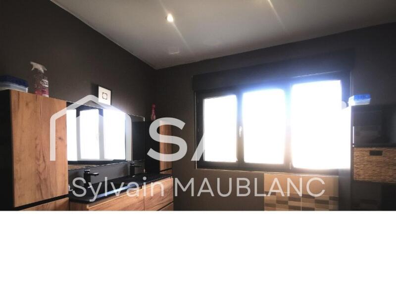 Maison - 188 m² - 6 pièces