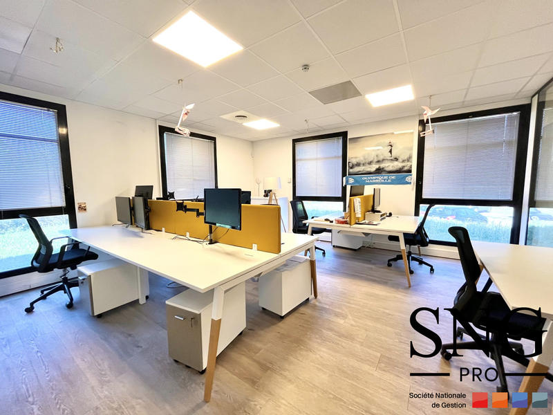 Bureau - 450 m²