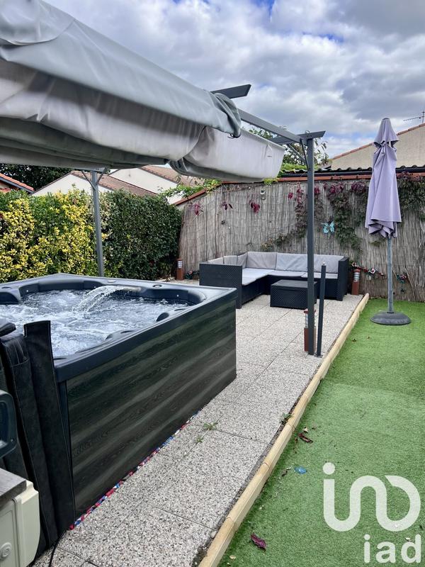 Maison - 88 m² - 6 pièces