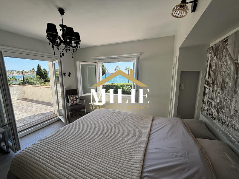 Villa - 350 m² - 8 pièces