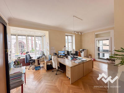 Local d'activités - 82 m²