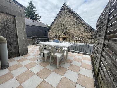 Appartement - 81 m² - 2 pièces