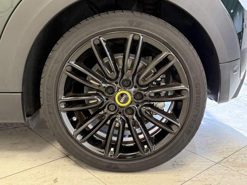 Mini Mini Hatch 3 Portes Cooper se 184 ch Edition Resolute