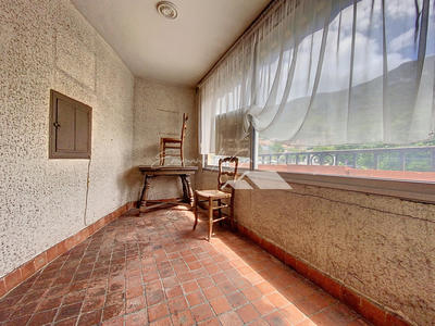 Maison - 98 m² - 5 pièces