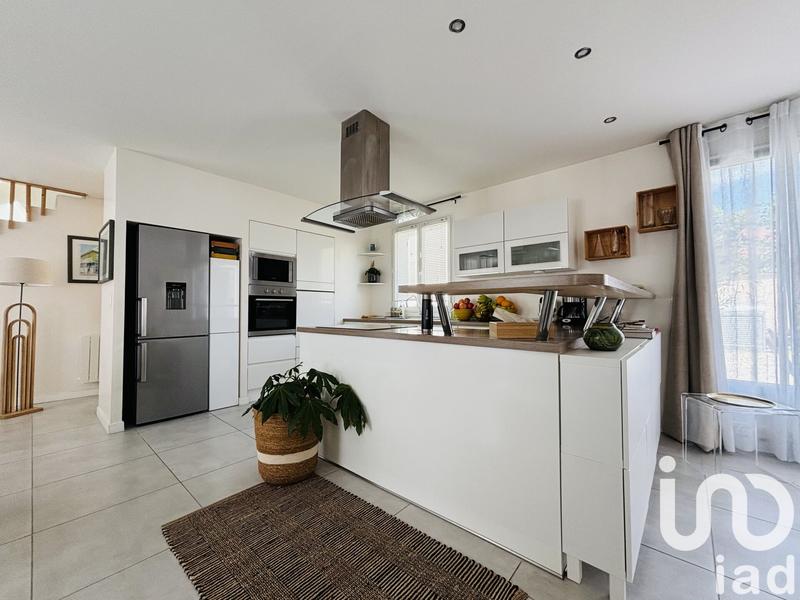 Maison - 98 m² - 5 pièces