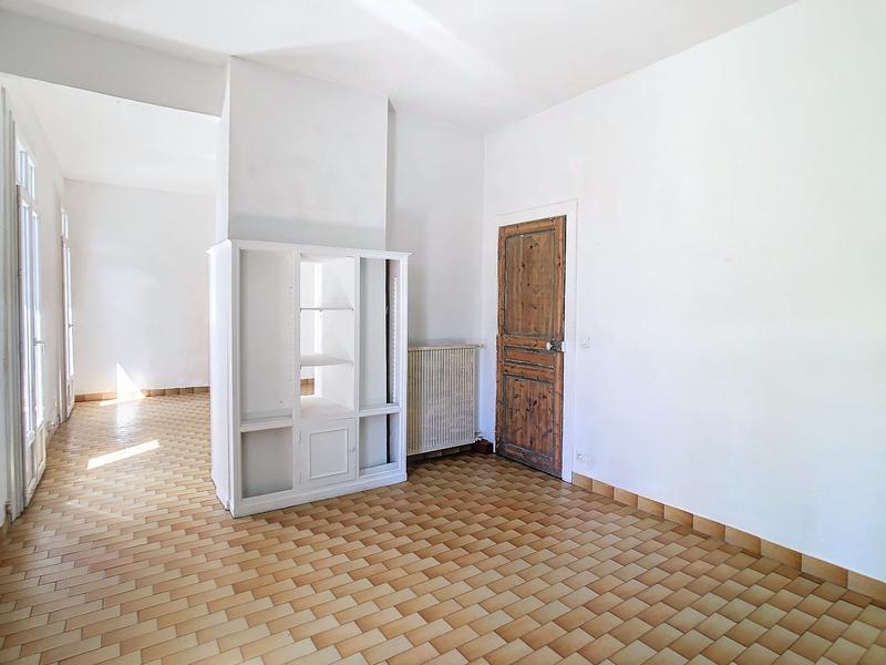 Appartement ancien - 95 m² - 6 pièces