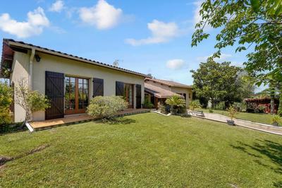 Maison - 144 m² - 5 pièces