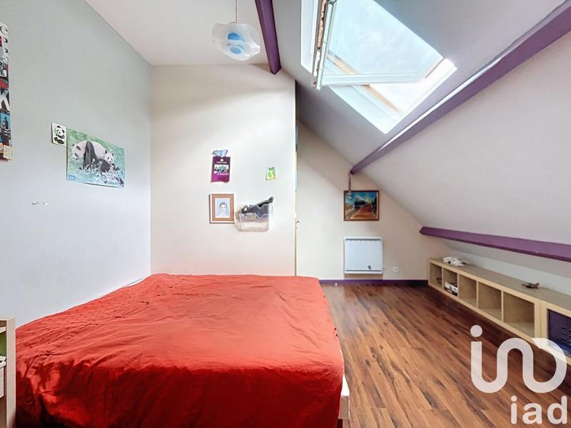 Maison - 250 m² - 8 pièces