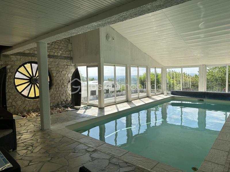 Maison ancienne - 180 m² - 7 pièces