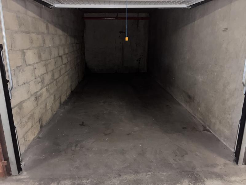 Parking / Garage - 15 m²