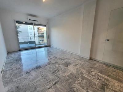 Appartement - 61 m² - 2 pièces