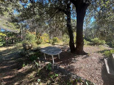 Propriété - 124 m² - 4 pièces