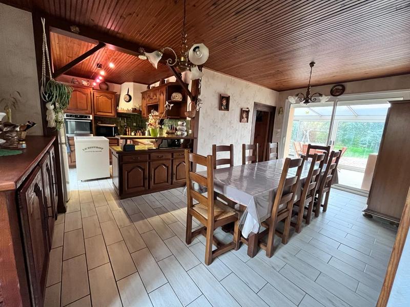 Maison - 94 m² - 6 pièces