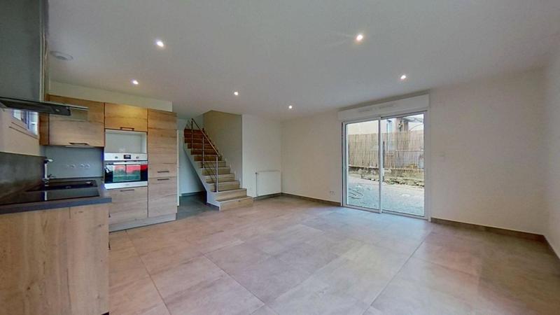 Maison - 91 m² - 5 pièces