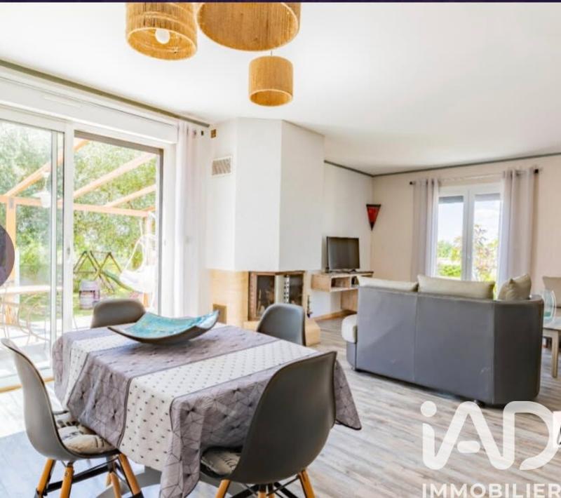 Maison - 135 m² - 5 pièces