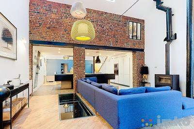Loft - 229 m² - 5 pièces