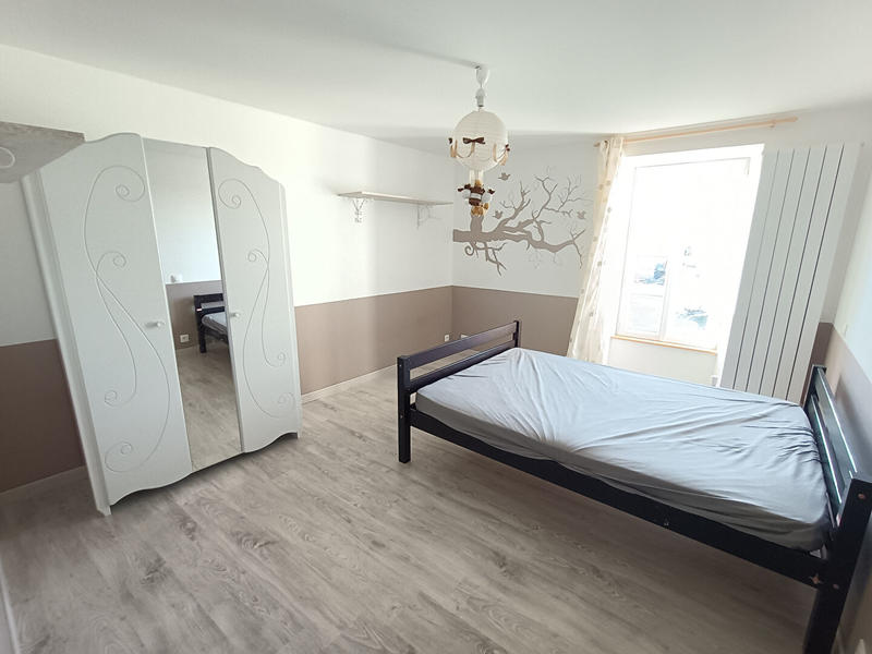 Maison - 253 m² - 8 pièces