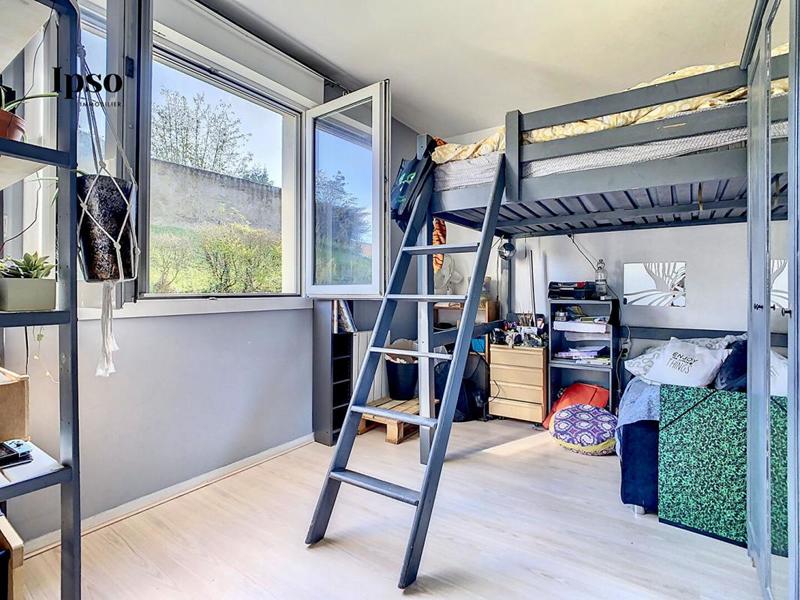 Appartement - 103 m² - 5 pièces