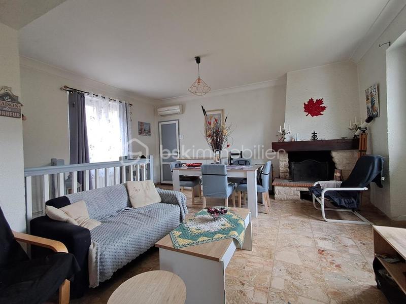 Maison traditionnelle - 140 m² - 6 pièces